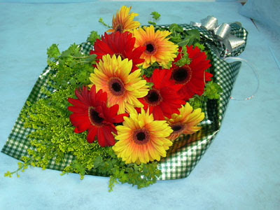 t�l i�erisinde gerbera �i�ekleri 11 adet Ankara Podium AVM  cicek , cicekci 