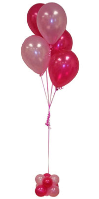 Sevdiklerinize 17 adet u�an balon demeti yollayin. Ankara Panora AVM �i�ek�i ma�azas�