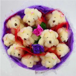 11 adet pelus ayicik ve 2 adet yapay g�l