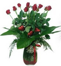 Ankara Optimum AVM �i�ek�i adresleri telefonlar� 11 adet kirmizi g�l ve 1 adet kalp �ubuk