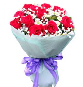 12 adet k�rm�z� g�l ve beyaz k�r �i�ekleri Ankara Panora AVM �i�ek�i ma�azas�
