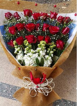 Ni�an s�z k�z isteme buketi �i�e�i Ankara Taurus AVM �i�ek�iler �i�ek sat���