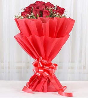 12 adet k�rm�z� g�l buketi Ankara Forum Outlet AVM �i�ek�i �i�ek sipari�i