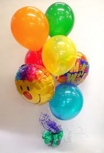 Ankara Nata Vega AVM �i�ek�iler 17 adet u�an balon ve k���k kutuda �ikolata