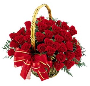 Ankara Forum Outlet AVM �i�ek�i �i�ek sipari�i 41 adet k�rm�z� g�l sepeti aranjman�