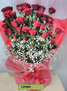 K�z isteme buket �i�e�i 33 k�rm�z� g�l Ankara K�z�lay Al��veri� Merkezi AVM �i�ek �i�ek�i , �i�ek�ilik 