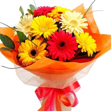 9 adet kar���k gerbera buketi Ankara K�z�lay Al��veri� Merkezi AVM �i�ek �i�ek�i , �i�ek�ilik 